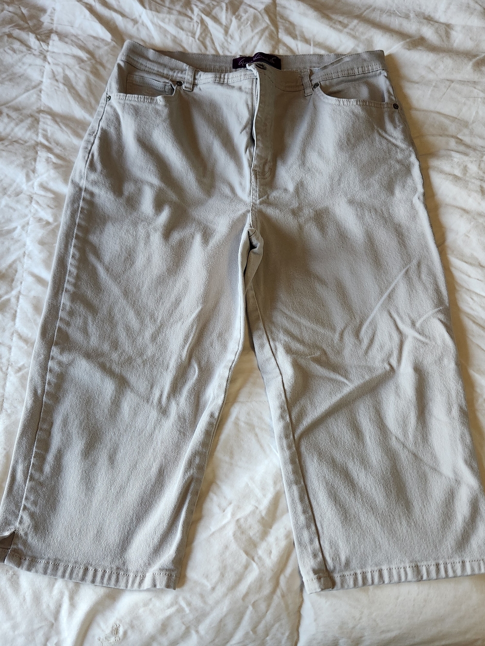 Gloria Vanderbilt Light Gray Ankle-Cropped Jeans